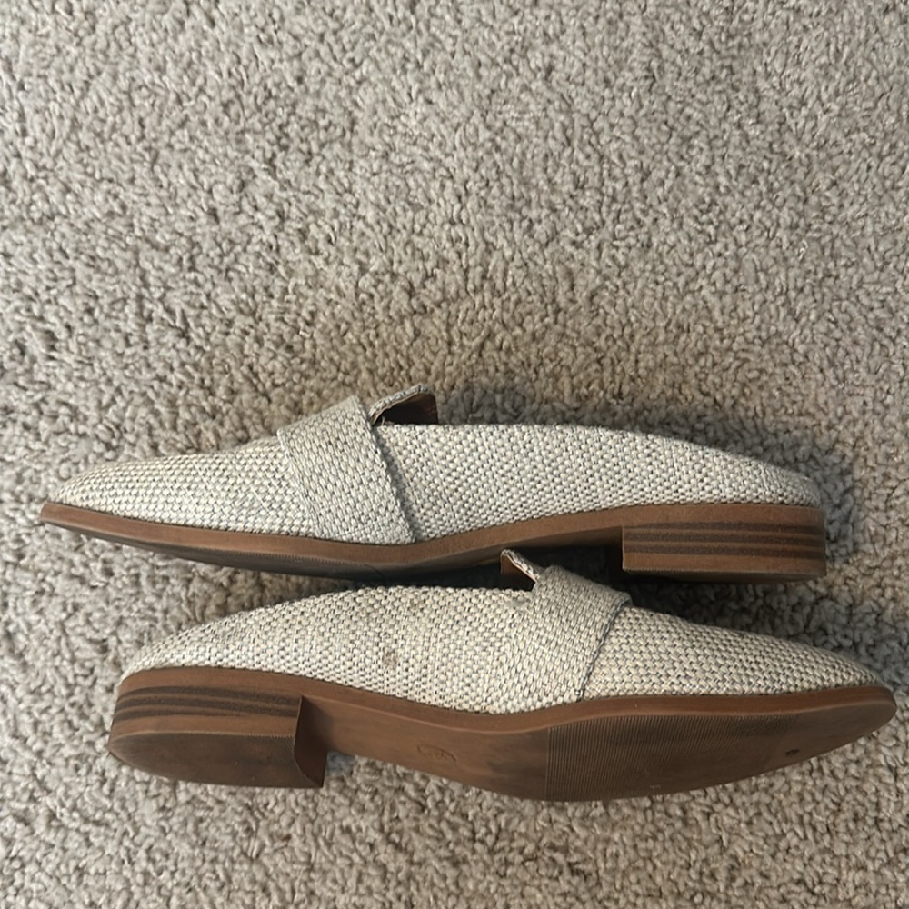 Universal Thread Mules - Picture 3 of 3